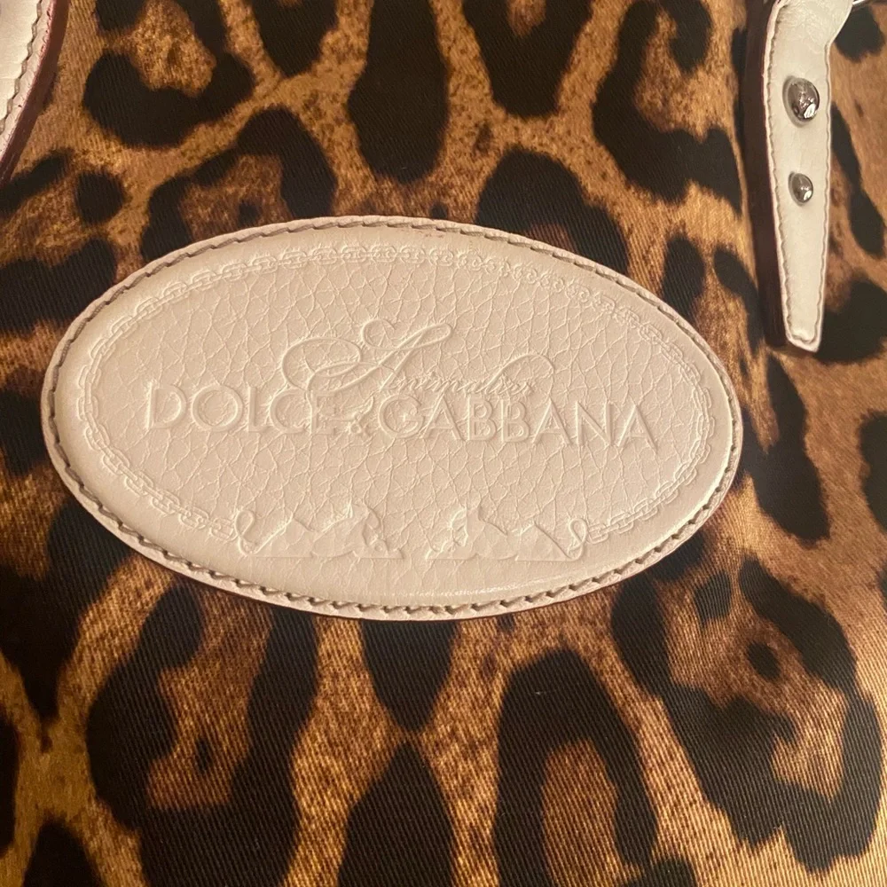 Dolce & Gabbana Animalier Brown Leopard Tote with white Accents W/COA - Picture 2 of 16